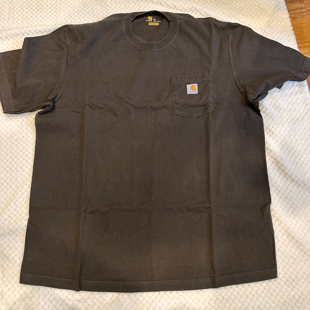 Men’s Carhartt tee